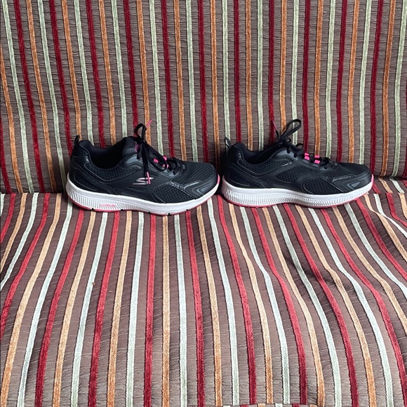 Skechers Black and Pink Athletic Shoes - Picture 3 of 6